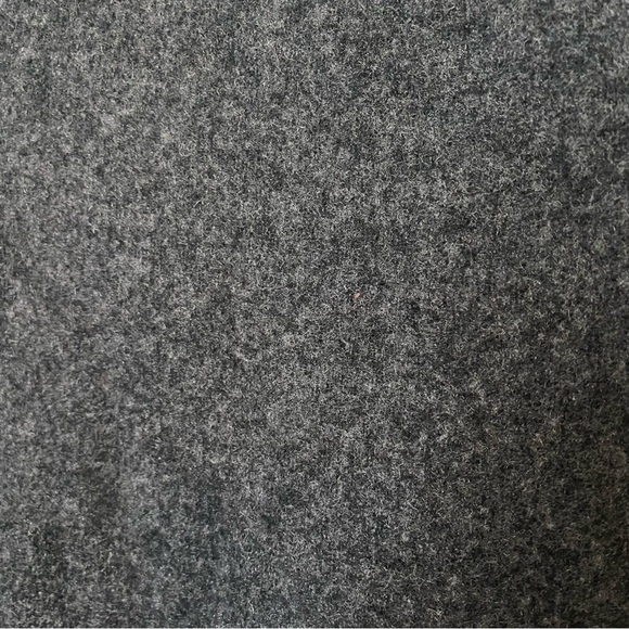 Quinn 100% Cashmere Charcoal Gray Sweater Women's Size M - Picture 7 of 8